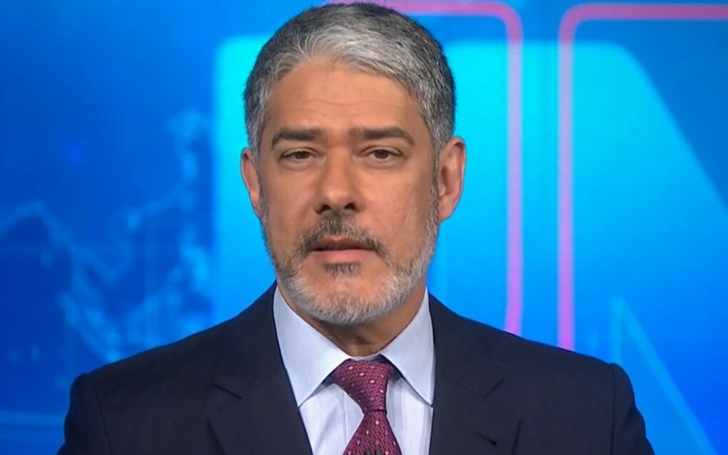 O famoso apresentador do Jornal Nacional, da Globo, William Bonner foi flagrado triste (Foto: Reprodução)