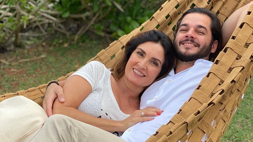 Túlio Gadêlha explode e se posiciona após notícia de triste fim de Fátima Bernardes (Foto: Reprodução)