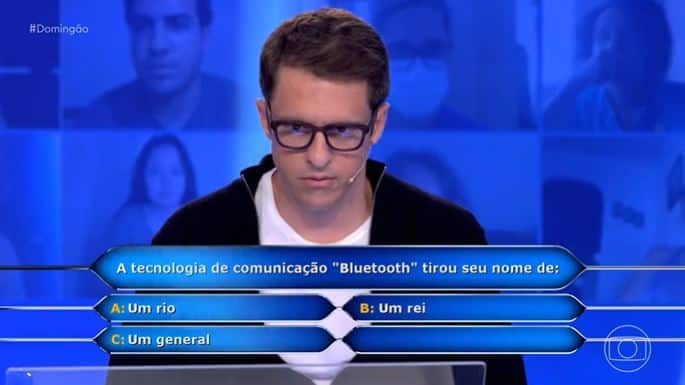 Luciano Huck faz pergunta que vale R$ 1 milhão (Foto: Reprodução)