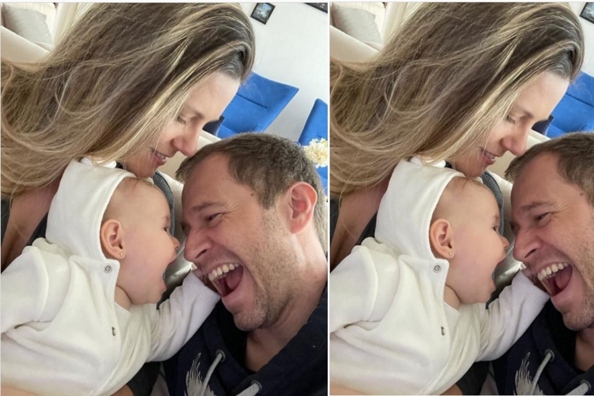 O famoso ex-apresentador da Globo, Tiago Leifert ao lado da sua esposa, Daiana Gabin e sua filha, Lua que está com câncer nos olhos (Foto: Reprodução)