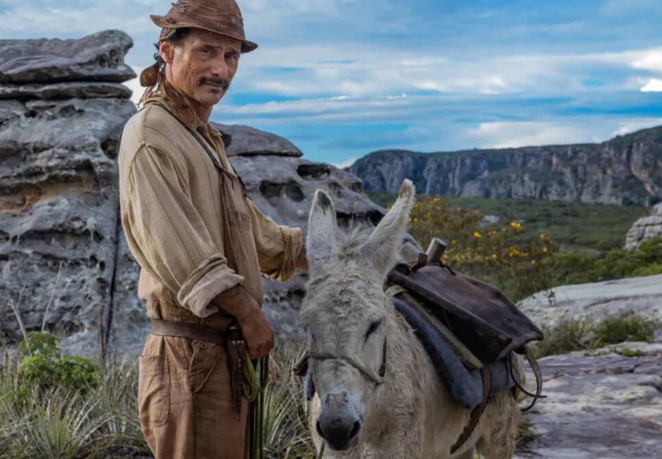Timbó terá reviravolta e mudará sua vida do noite pra noite em Mar do Sertão, Foto: Reprodução/Internet
