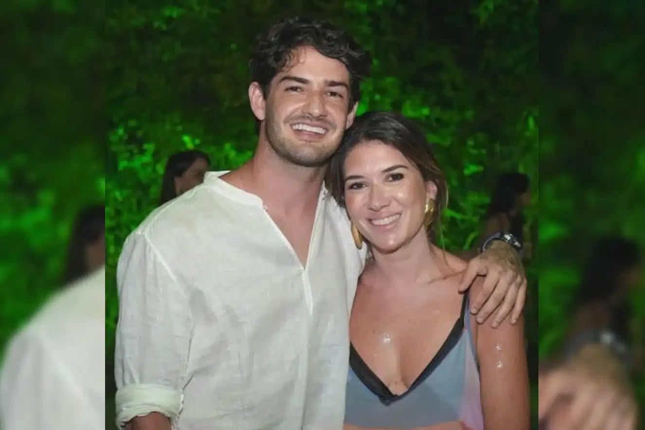 Pato hoje vive uma relação feliz com Rebeca Abravanel (Foto Reprodução)