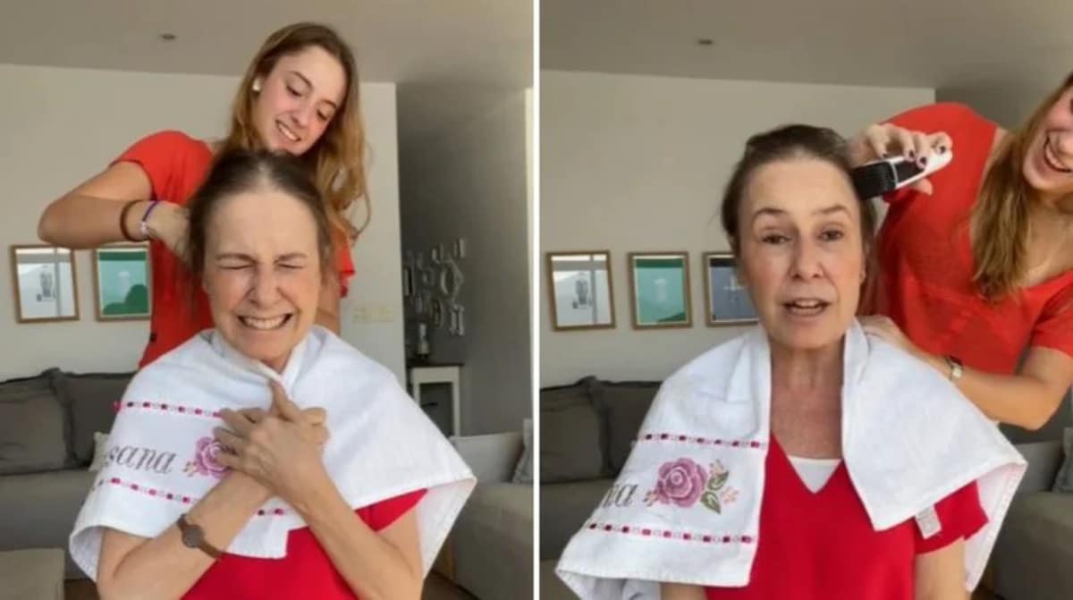 Momento em que Susana Naspolini raspou o cabelo com a ajuda de Julia Naspolini, sua filha, Foto: Reprodução/Internet