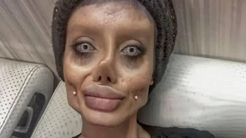 'Angelina Jolie zumbi' sai da prisão e revela verdadeiro rosto, Foto: Reprodução/Internet