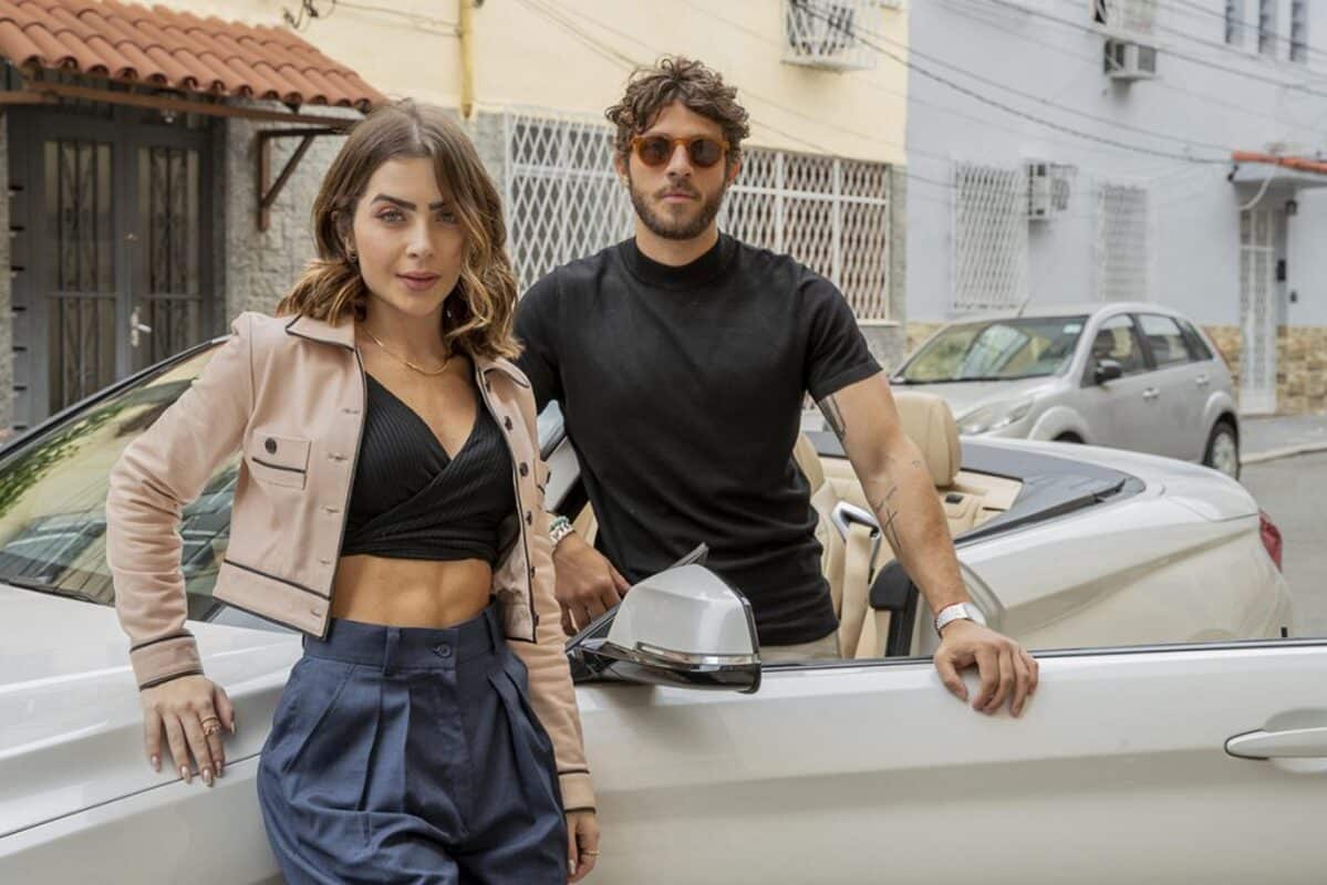 Chiara tenta se livrar de filho com Ari mas é surpreendida por Guerra na trama da Globo (Foto: Reprodução)