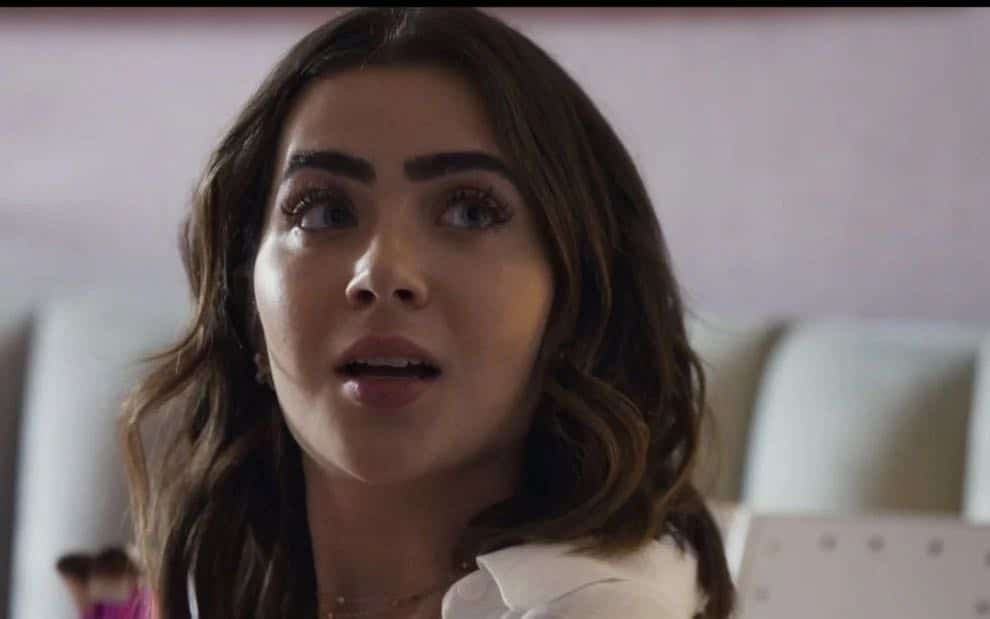 Chiara decide se mudar para a Suíça na trama da Globo (Foto: Reprodução)