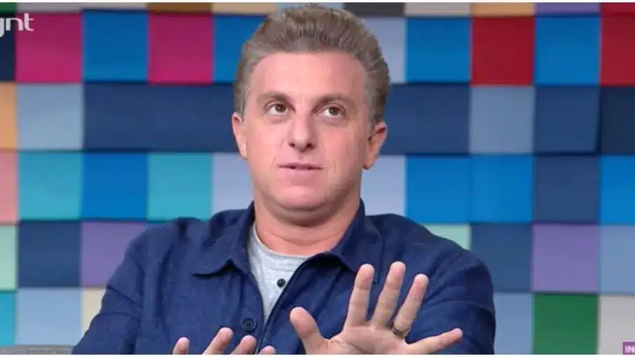 O famoso apresentador do Domingão surpreendeu ao desaparecer da Globo (Foto: Reprodução)