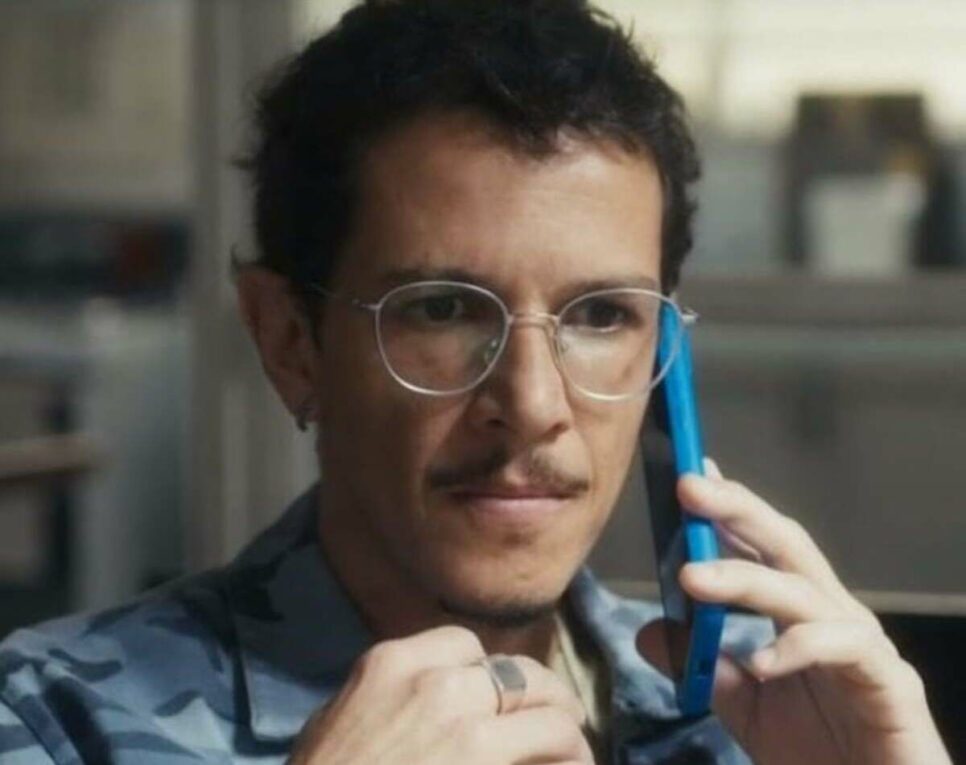 Gil (Rafael Losso) na novela Travessia da Rede Globo