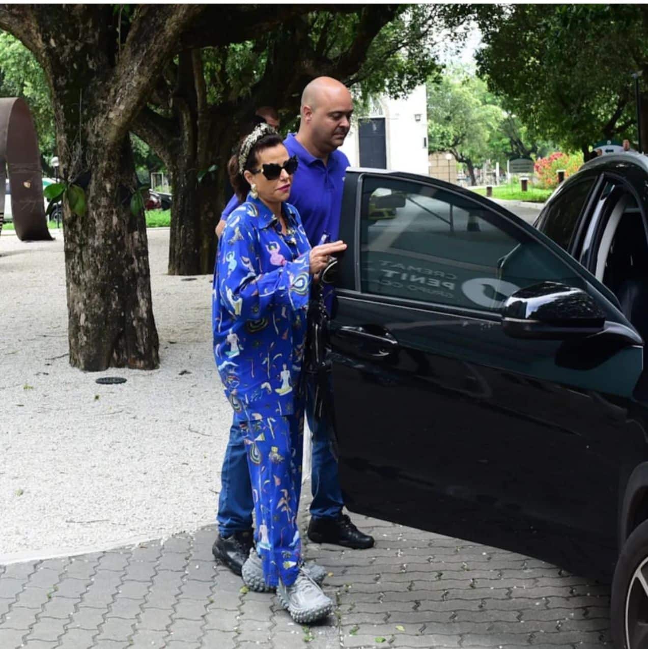 Narcisa Tamborindeguy prestou homenagens para a famosa apresentadora da Globo (Foto: Agnews)