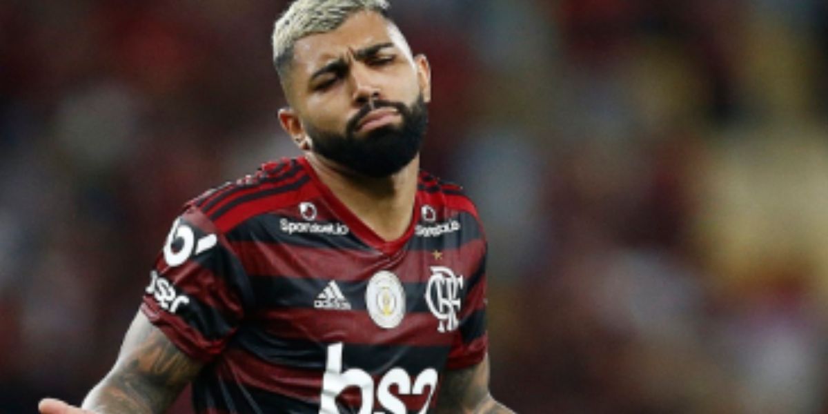 O famoso jogador de futebol do Flamengo se irritou após derrota para o Fluminense (Foto: Divulgação)