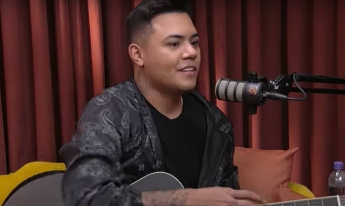 Felipe Araújo, irmão de Cristiano Araújo, confessou antigo crush em podcast