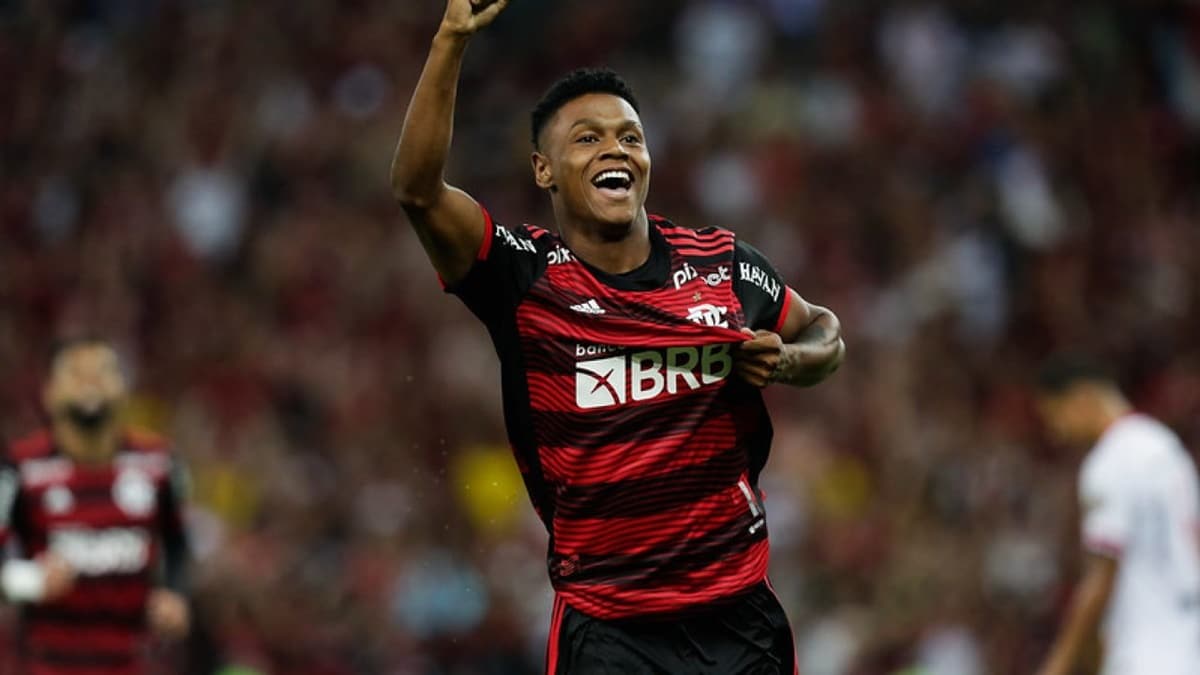O jovem talento de Matheus França está sendo notado na Europa
