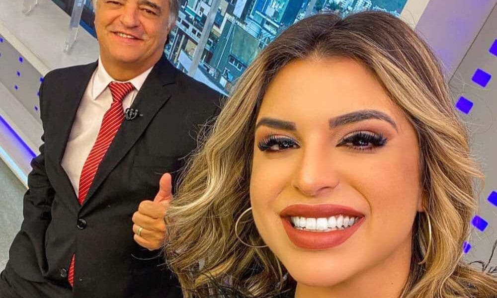 Mônica Fonseca se afasta de jornalístico da Record (Foto: Reprodução)
