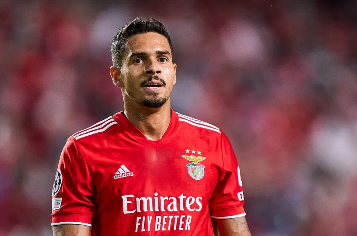 O famoso jogador de futebol, Lucas Veríssimo deve assinar com o Corinthians em breve (Foto: Reprodução)