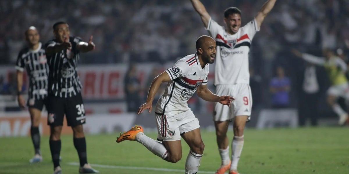Lucas Moura comemorando o gol que marcou pelo São Paulo sobre o Corinthians (Imagem Reprodução Internet)