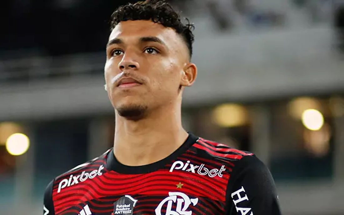 O jogador de futebol do Flamengo, Victor Hugo (Foto: Reprodução/ CRF)