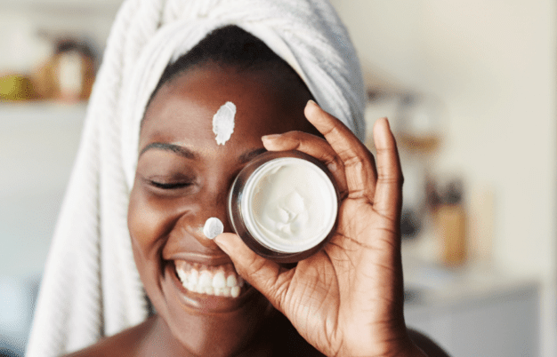 Receita de creme MILAGROSO para a região dos olhos (Foto: Reprodução/Internet)