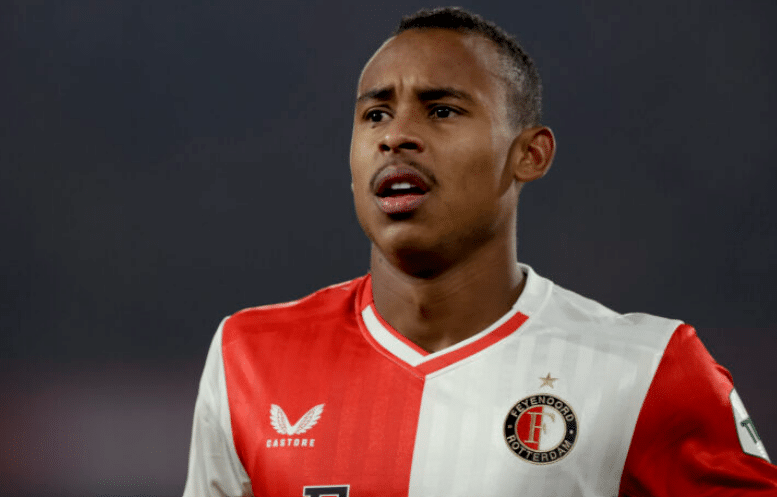 O famoso jogador de futebol do Feyenoord falou sobre a matéria racista sobre o seu trabalho (Foto: Pim Waslander/Soccrates/Getty Images)