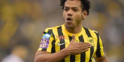 Romarinho, em jogo por time árabe (Foto: Reprodução/Khalid Alhaj/Getty)
