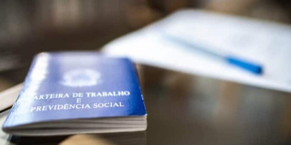 Desempregos têm benefícios garantidos pelo governo (Foto: iStock)