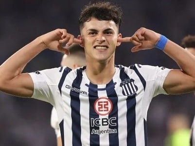 O famoso jogador de futebol vem sendo procurado por grandes clubes brasileiros (Foto: Divulgação)