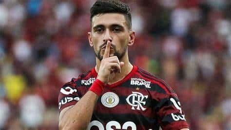 FIFA não deixa Flamengo escalar Arrascaeta e 3 atletas uruguaios